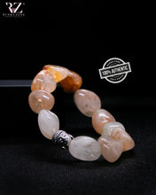 Cargar imagen en el visor de la galería, Tumble Buddha Stone Bracelet
