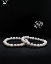 Load image into Gallery viewer, White Howlite Stone Bracelet
